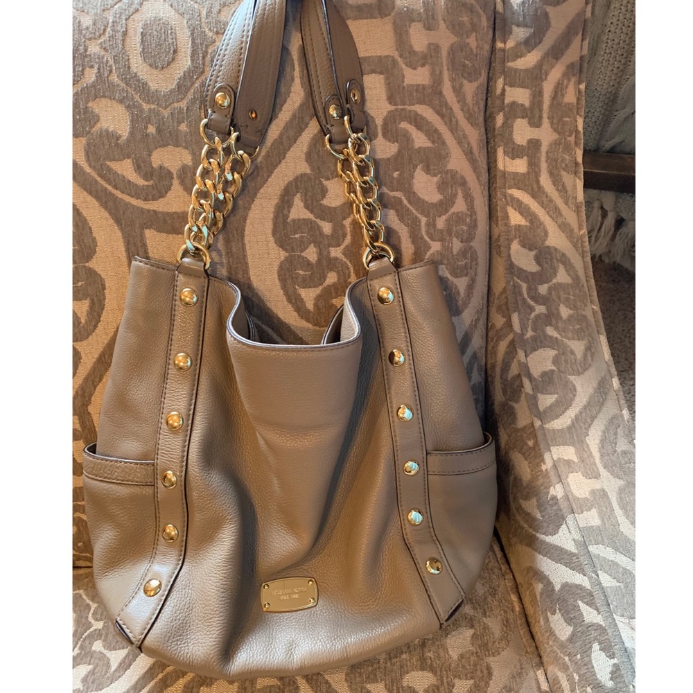Michael Kors Delancy bag in Dune color
